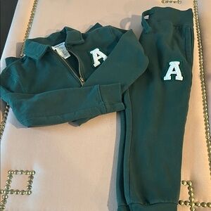 Tommy Bahama Kids Green Jogger Set